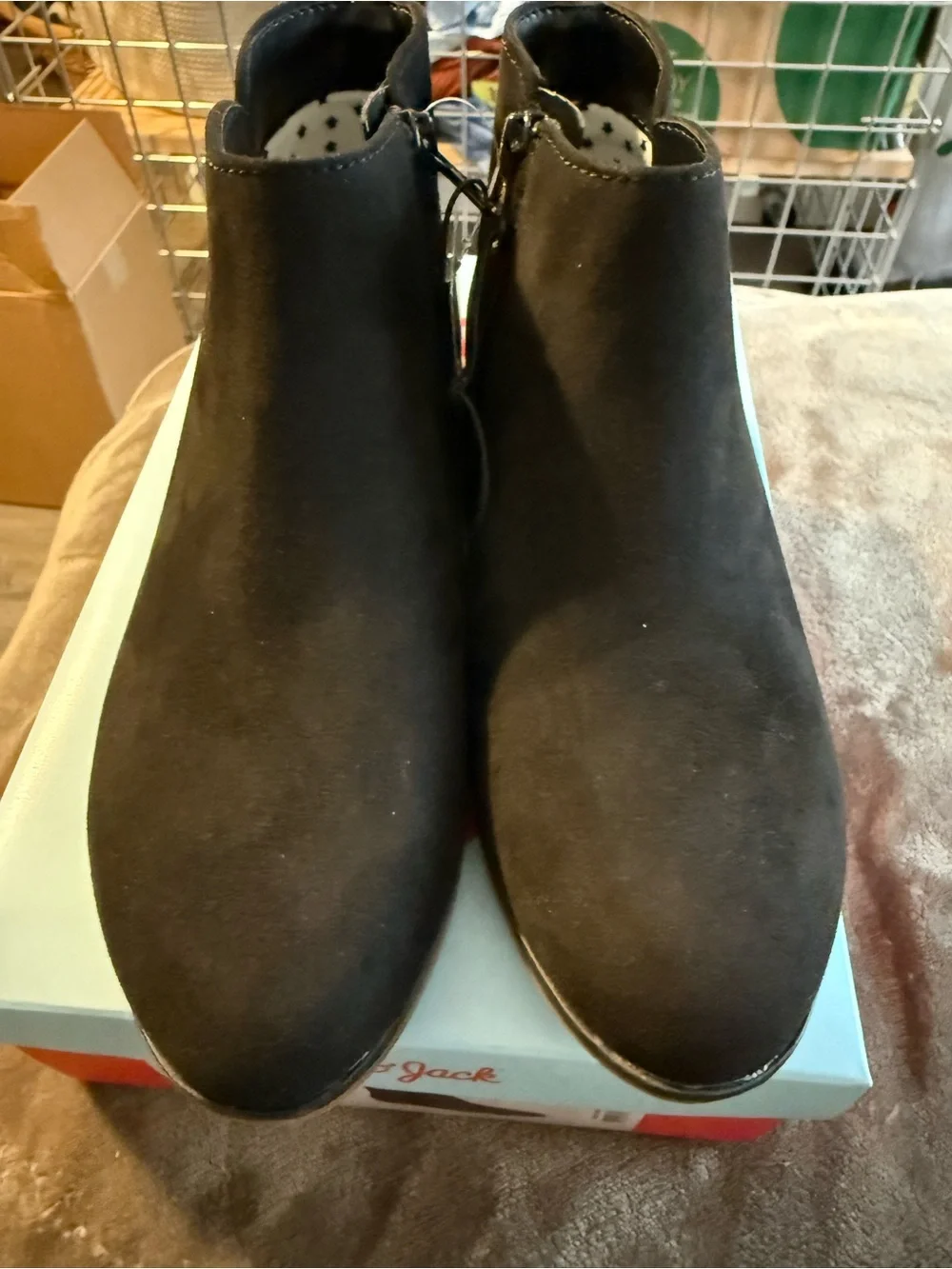 Cat & Jack Size 1 Black Opal Boots